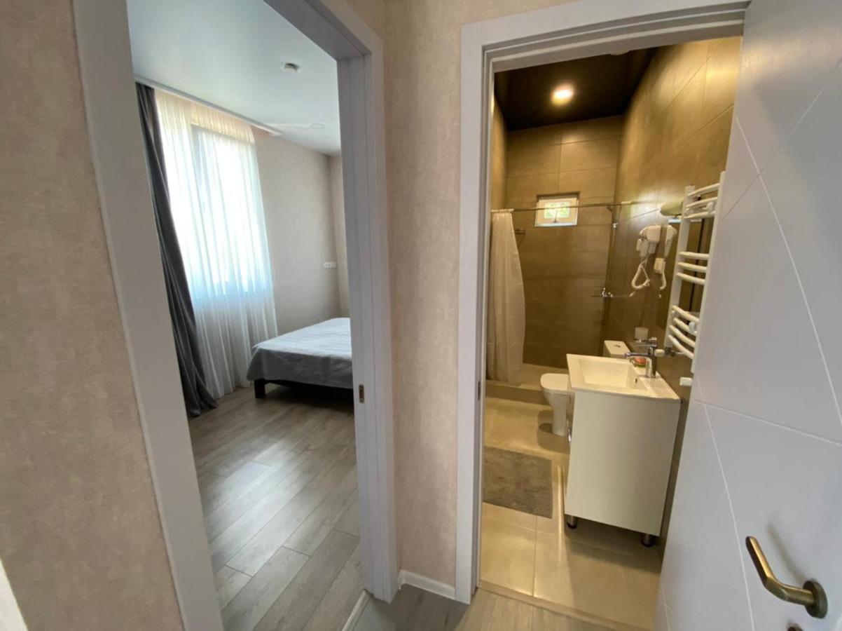 Nikas Apartment With Balcony In Old Tbilisi Exterior photo